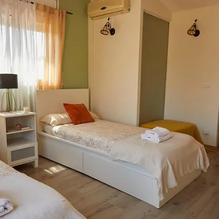 Holiday home Amazing Close To Sitges, Jacuzzi, Swimming Pool & Exellent Views *
