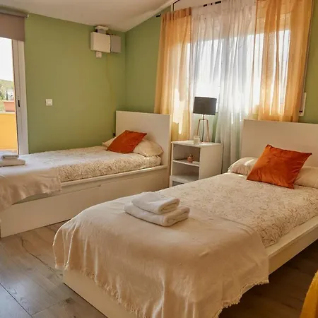 Holiday home Amazing Close To Sitges, Jacuzzi, Swimming Pool & Exellent Views Olivella